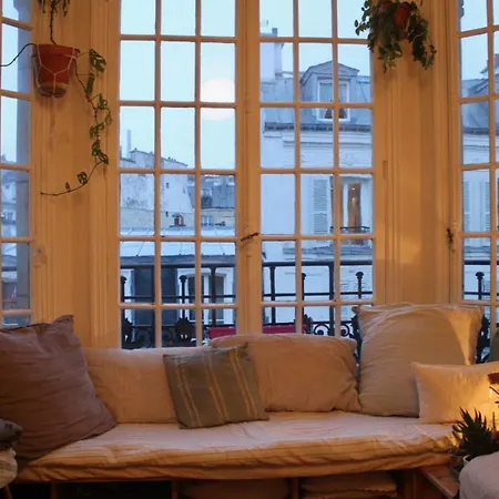 Charming Near Marais Apartment Paris